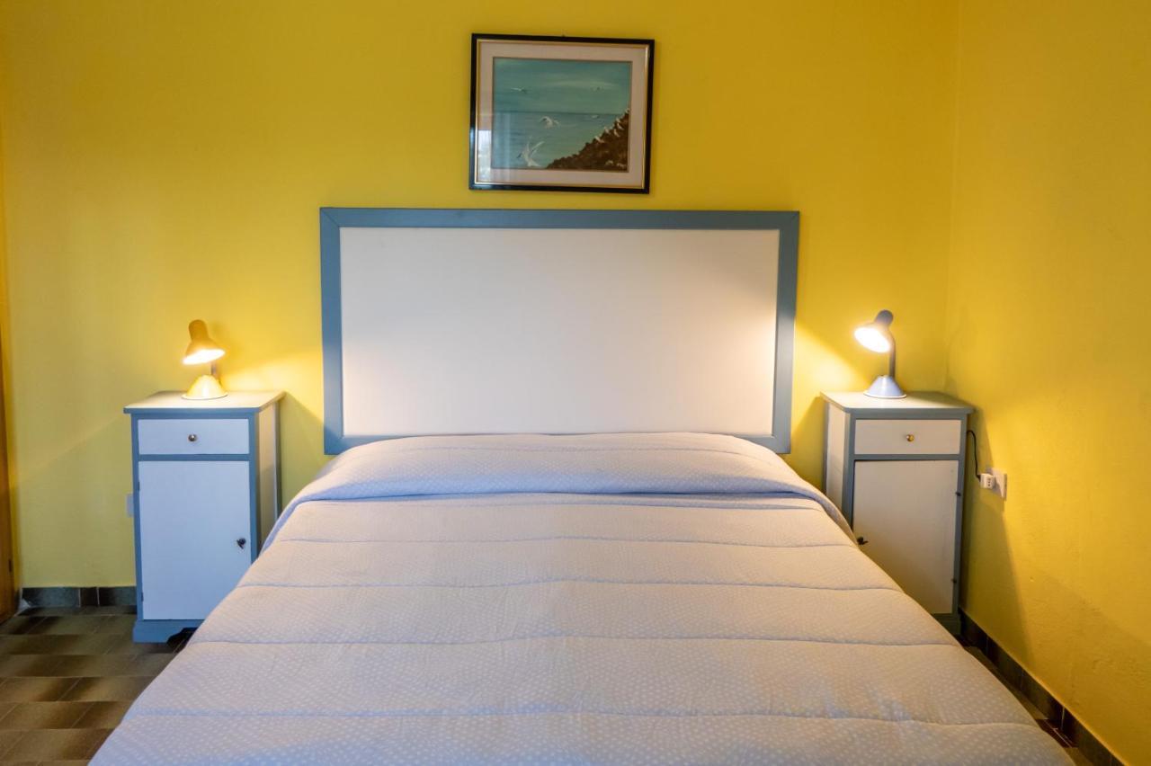 B&B Giglio Di Mare Cala Liberotto Ngoại thất bức ảnh