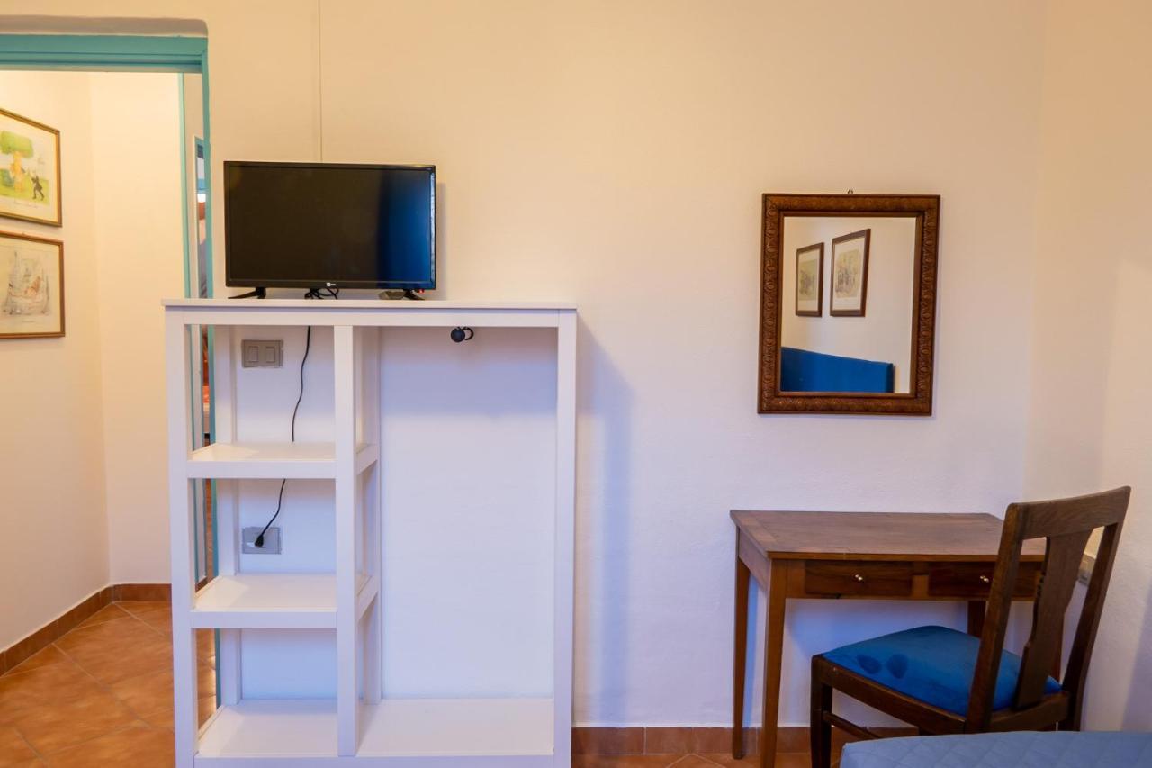 B&B Giglio Di Mare Cala Liberotto Ngoại thất bức ảnh